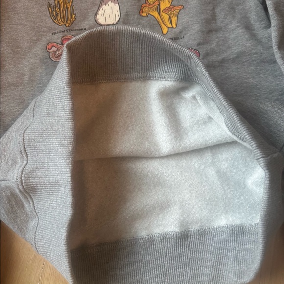 Organic Cotton Mushroom Sweatshirt – Kids 9/10 – NWOT - Picture 4 of 7